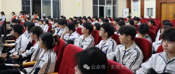 荣耀时刻||以先锋之名 聚青春之力